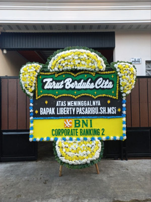 Papan Bunga Duka di Permanti