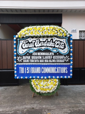 Papan Bunga Duka di Permanti